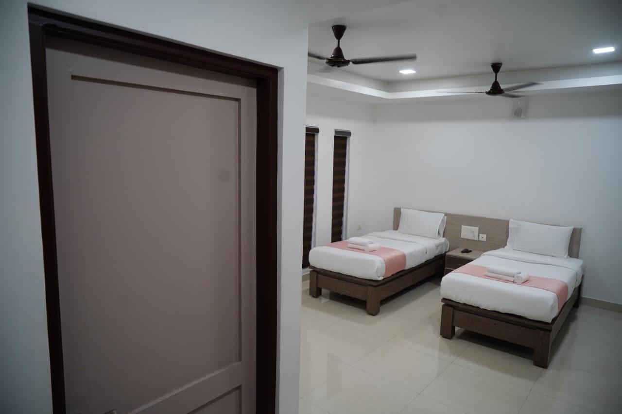 Chandra Inn Kollam Exterior photo